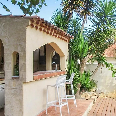 Nice Home In Agde With 4 Bedrooms, Wifi And Private Swimming Pool Holiday home